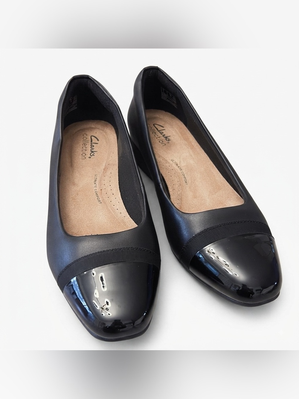 Clarks "Ultimate Comfort" low heeled ballet flats black leather Size 7.5 W